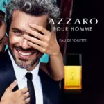 Parfum homme Azzaro Pour Homme EDT 50 ml vue de côté flacon et étui